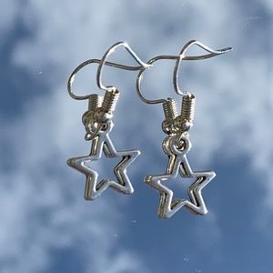 handmade silver star earrings